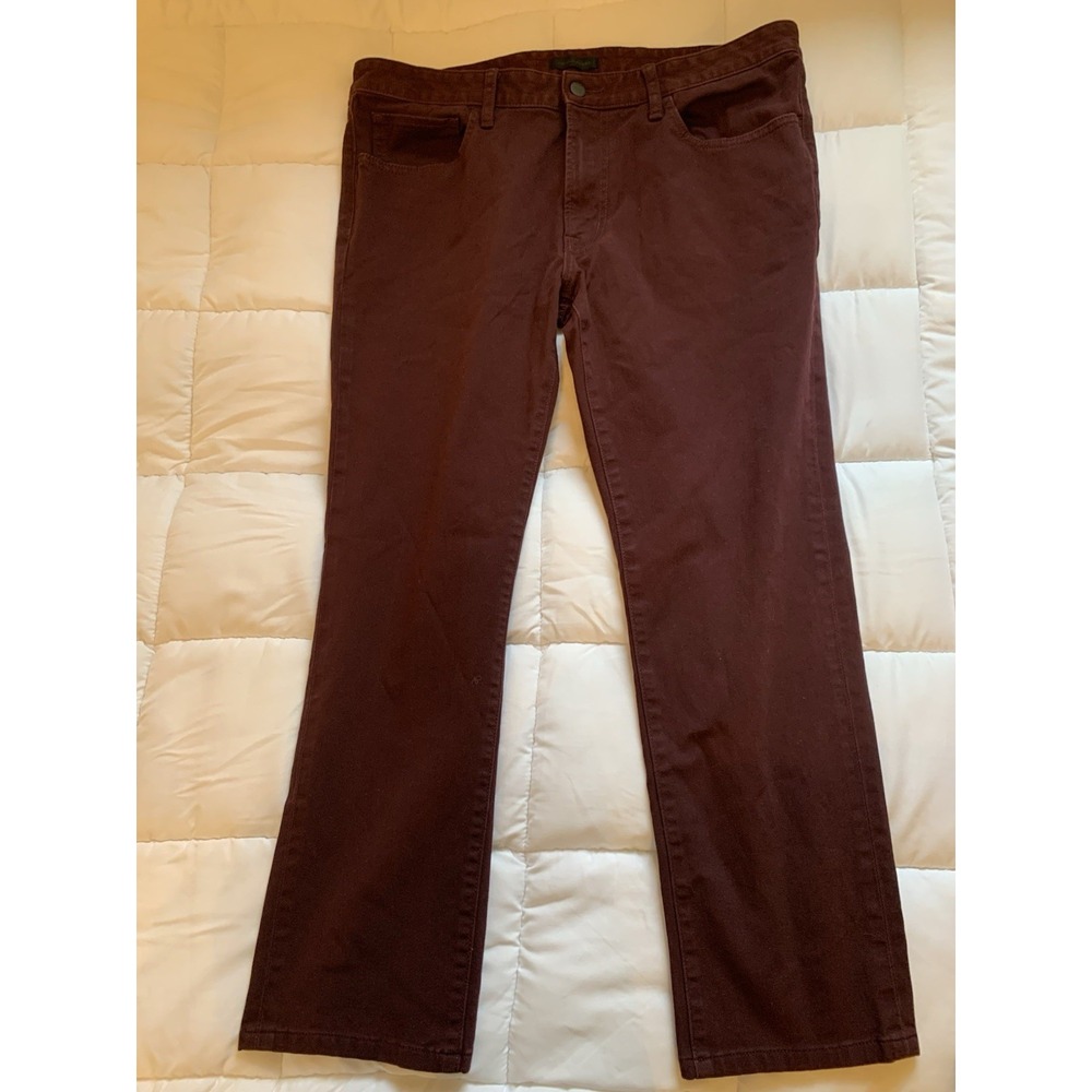 Uniqlo Jeans Men's 33x29*(ACTUAl)‎  Maroon Straight Leg